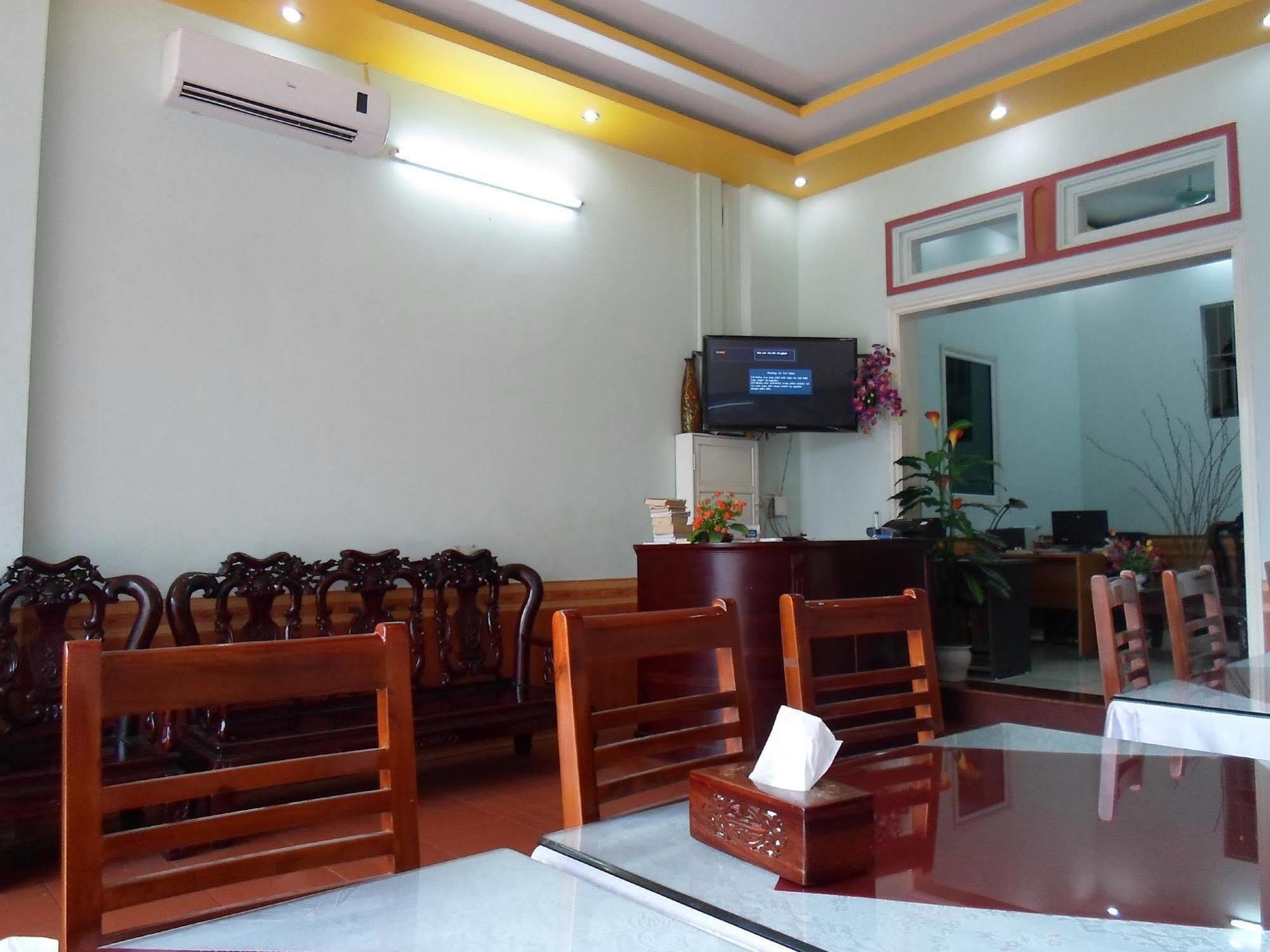 Avi Airport Hotel Hanoi Buitenkant foto