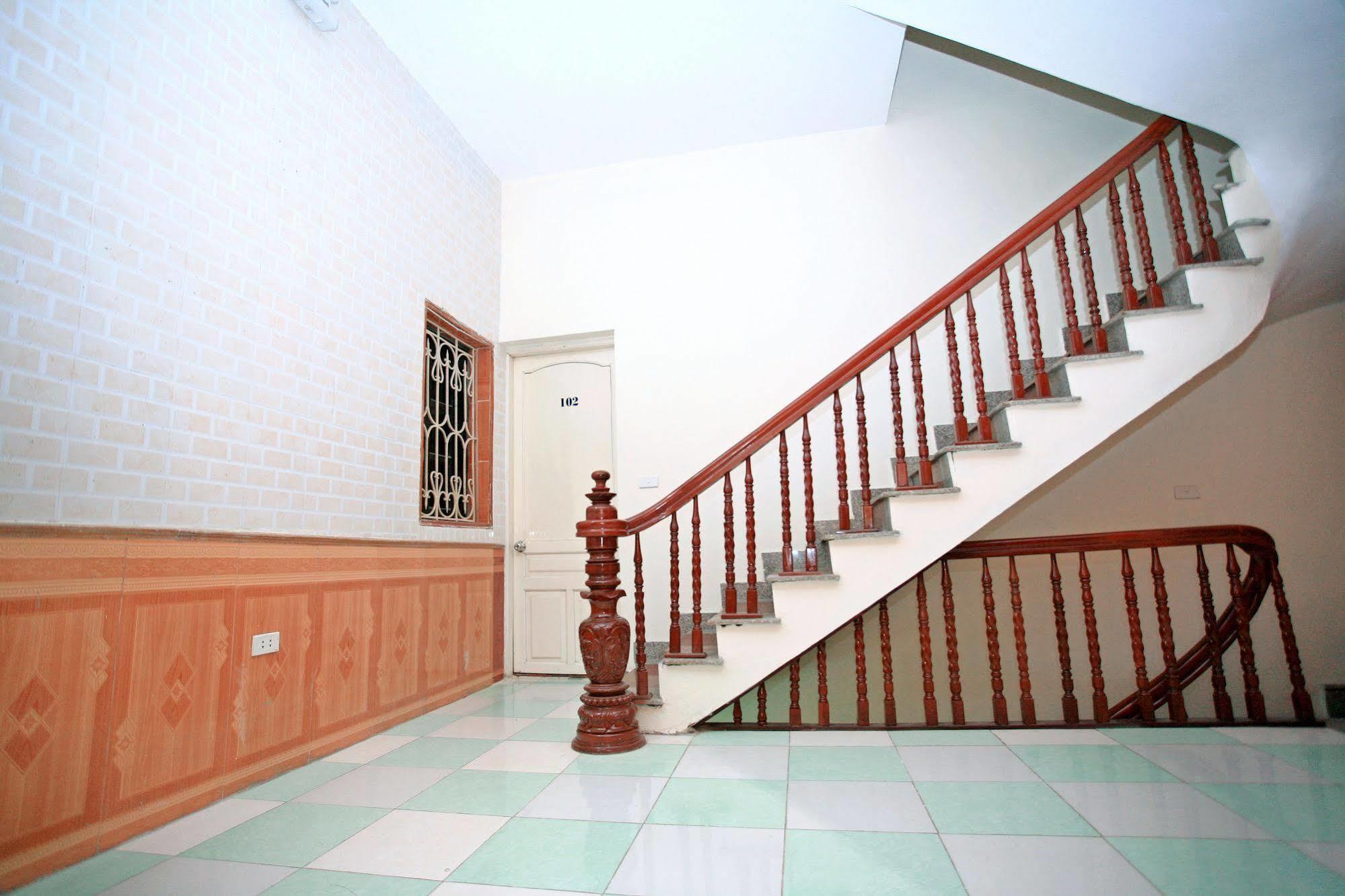 Avi Airport Hotel Hanoi Buitenkant foto